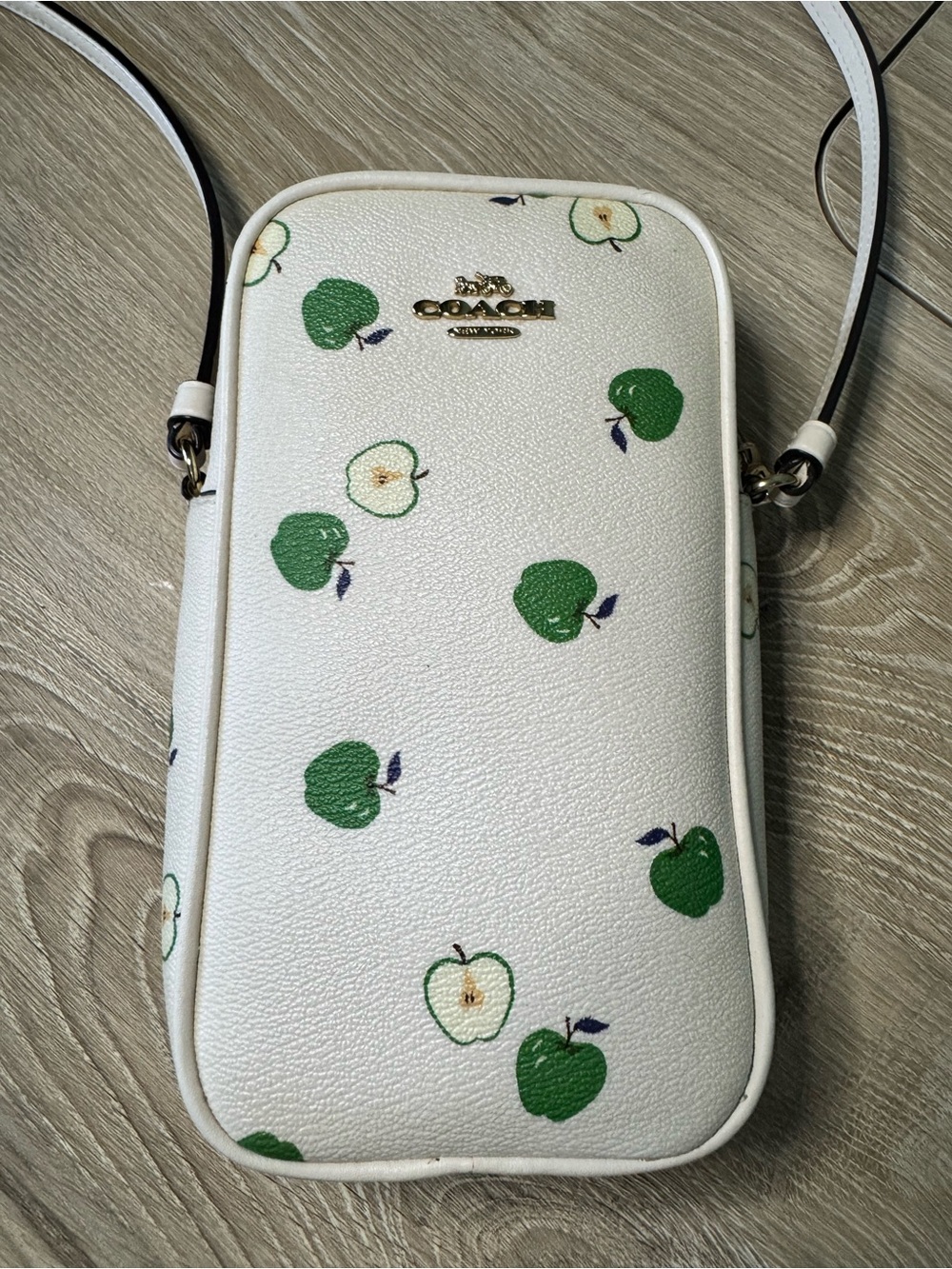 Rare Coach Apple Print Crossbody White Leather Mini Bag Orchard Collection - Picture 2 of 5